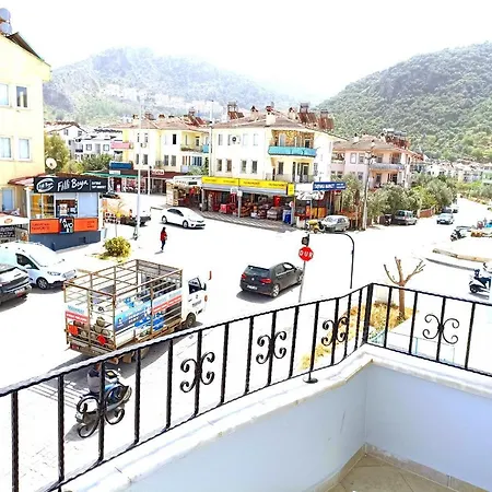 Apartment Fethiye Merkezde Ferah Ve Balkonlu 2+1 Daire