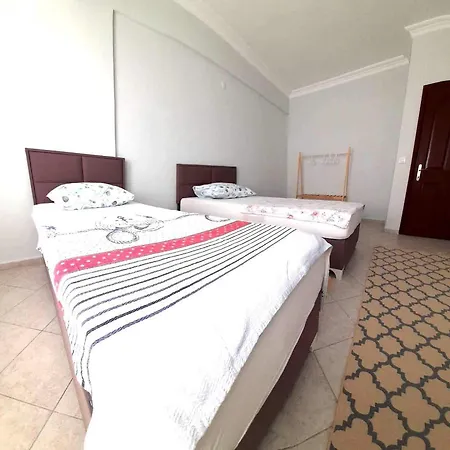 Apartament Fethiye Merkezde Ferah Ve Balkonlu 2+1 Daire Fethiye