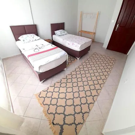 Apartament Fethiye Merkezde Ferah Ve Balkonlu 2+1 Daire Fethiye